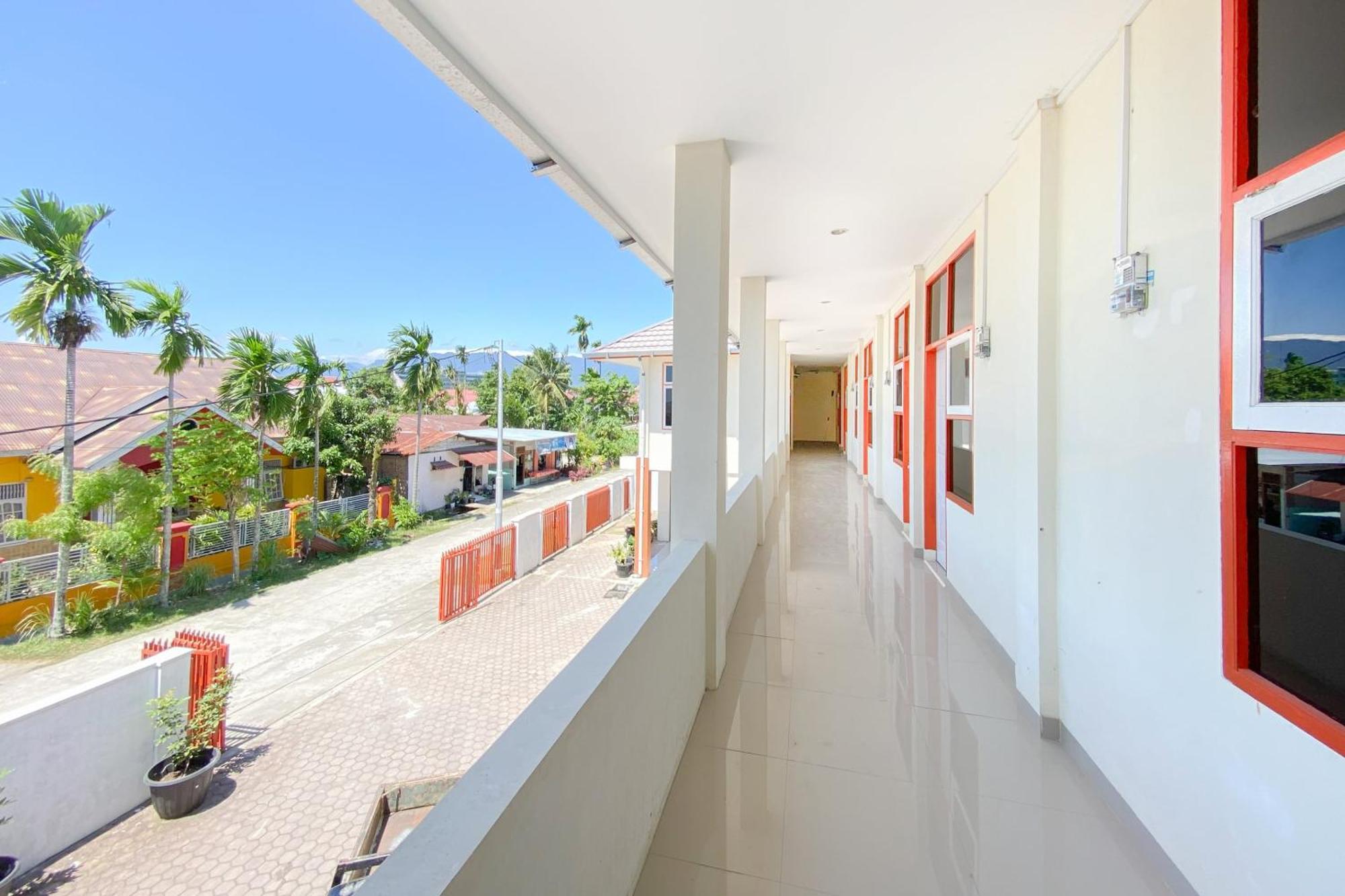 פדאנג Falah Residence Syariah מראה חיצוני תמונה