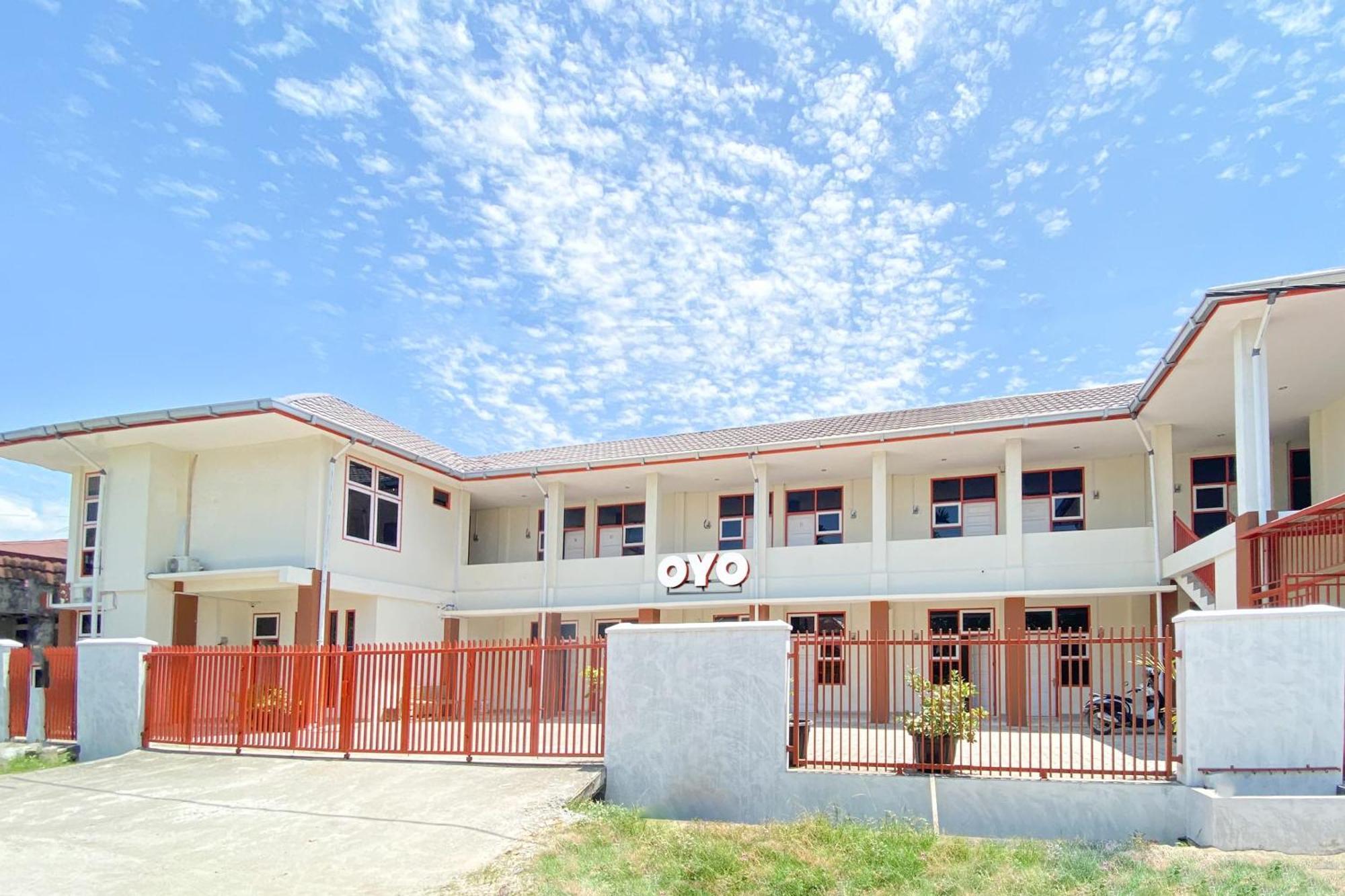 פדאנג Falah Residence Syariah מראה חיצוני תמונה