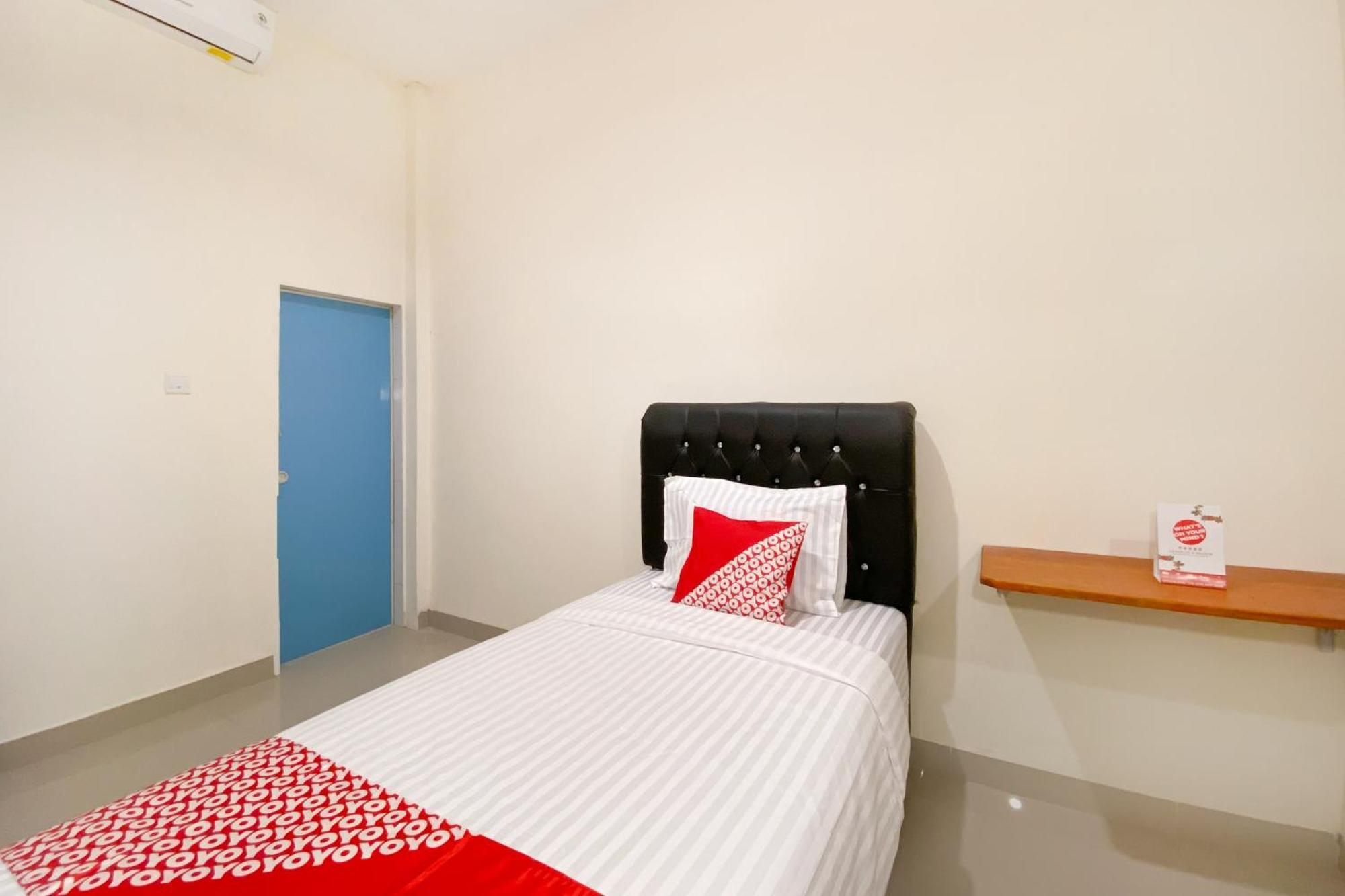 פדאנג Falah Residence Syariah מראה חיצוני תמונה